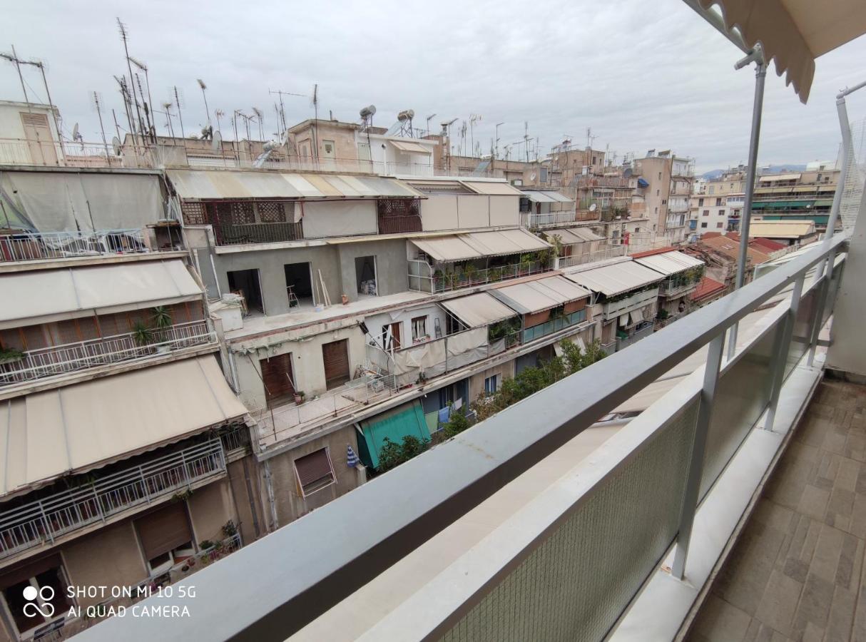 Modern Apartment With A Huge Terrace アテネ エクステリア 写真